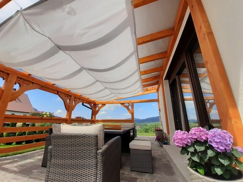 Waterproof retractable pergola - retractable,